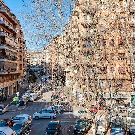 Apartment Angelo Emo 69 Рим Екстер'єр фото